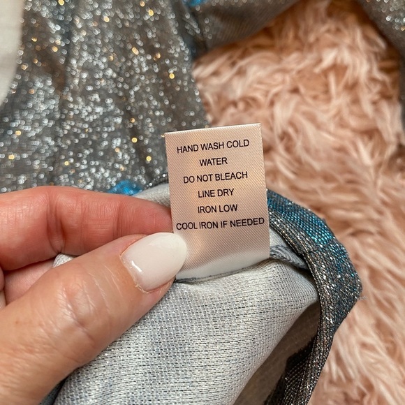 Blue V-Neck blouse Puff sleeve blue silver shimmery top medium - Picture 7 of 10